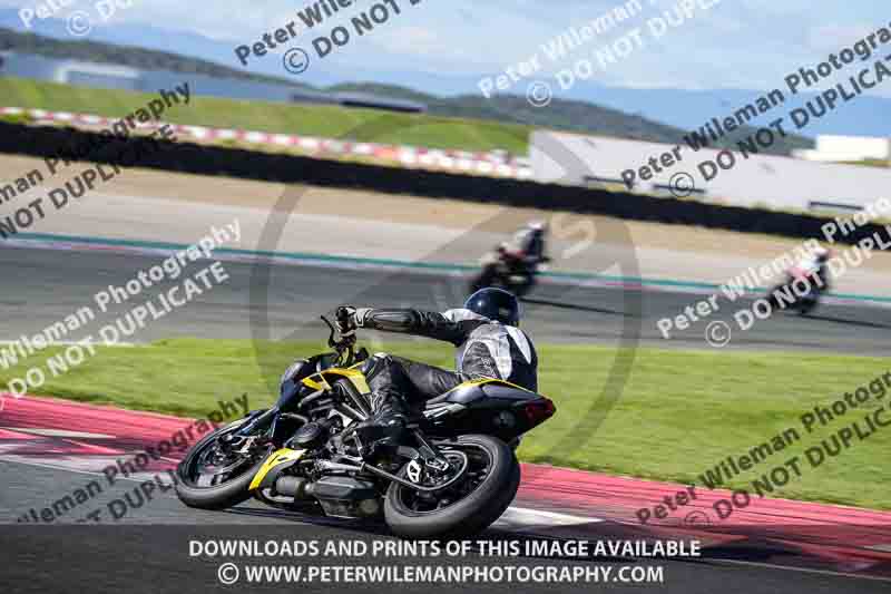 Circuito de Navarra;Spain;event digital images;motorbikes;no limits;peter wileman photography;trackday;trackday digital images